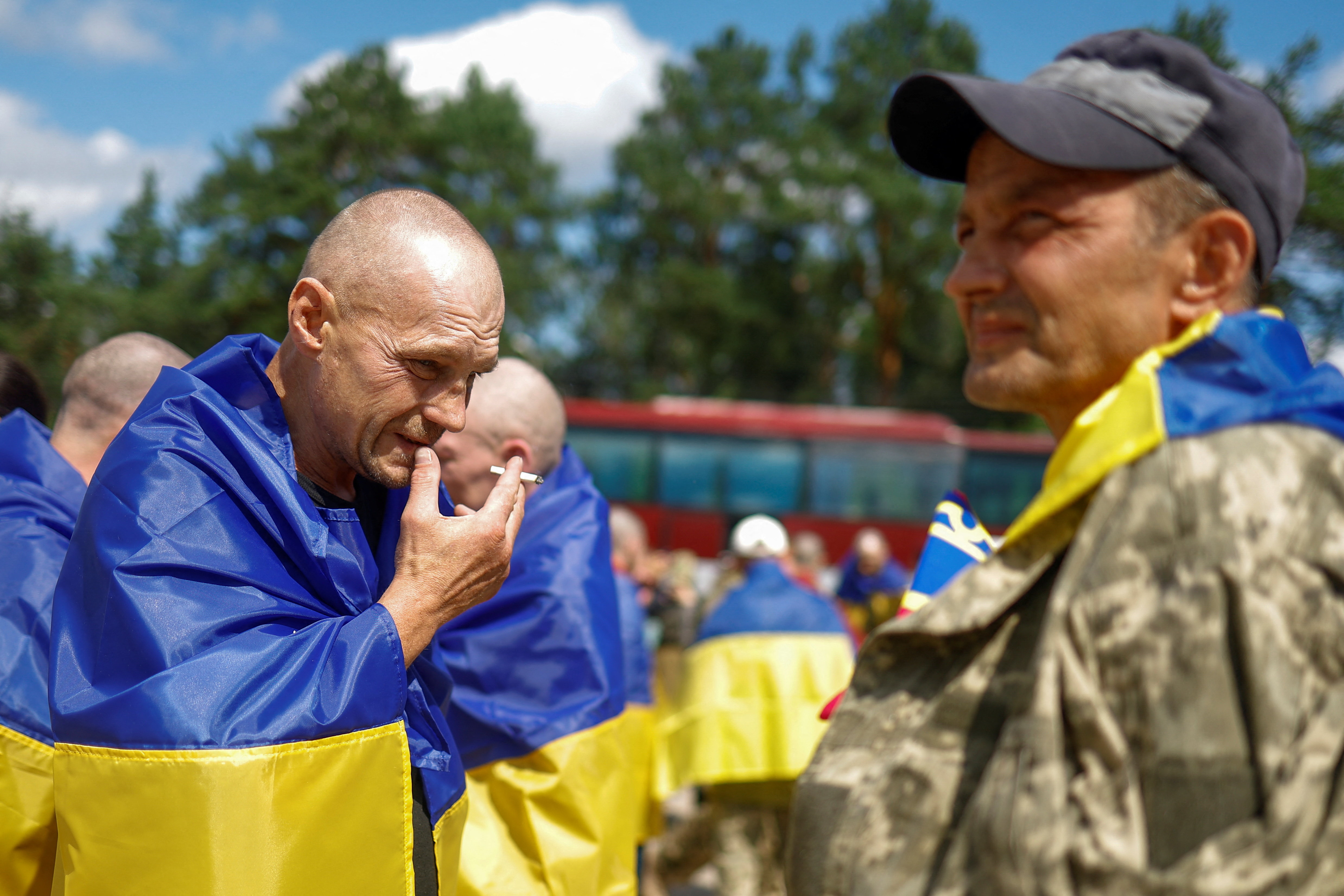 image Russia and Ukraine swap 103 prisoners of war each