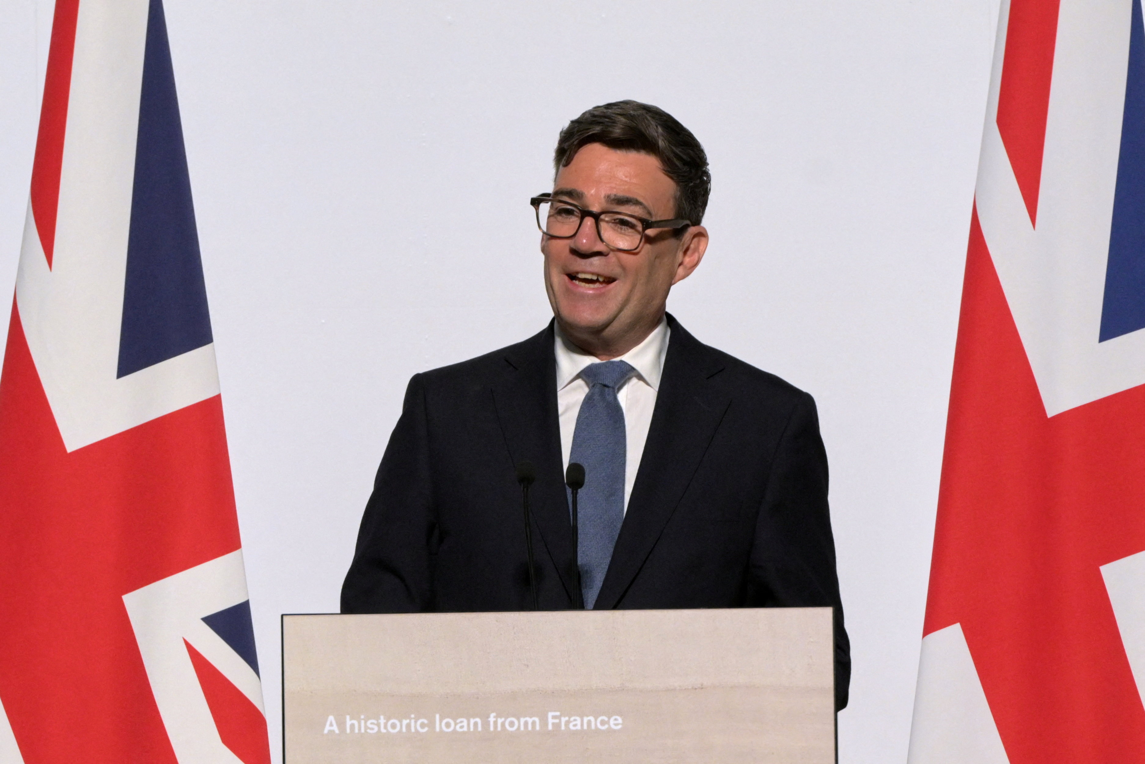 cover Burnham tells Christodoulides of ‘UK’s intention to get closer to EU’