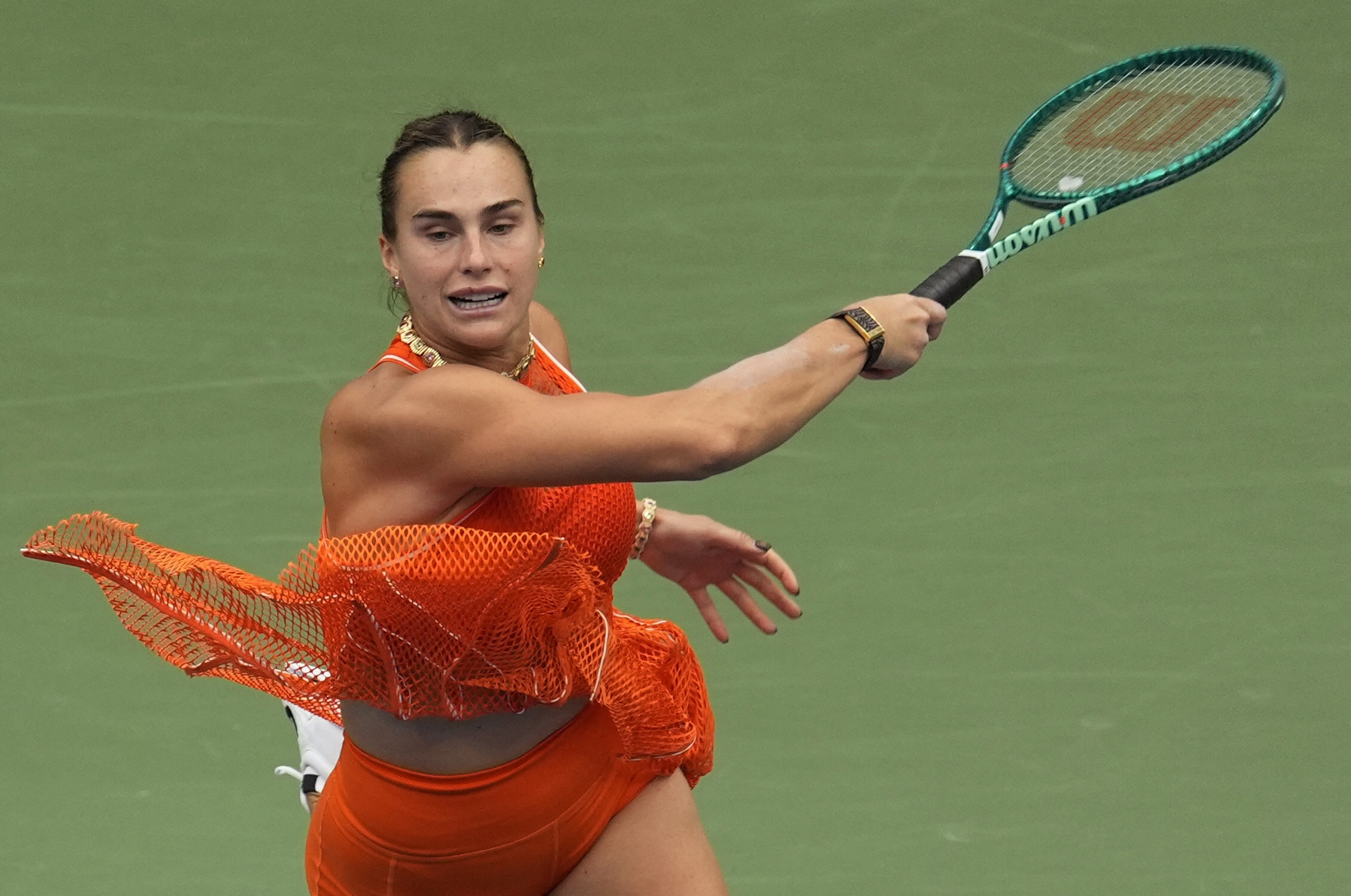 cover Alcaraz builds steam at US Open, Sabalenka and Noskova book showdown