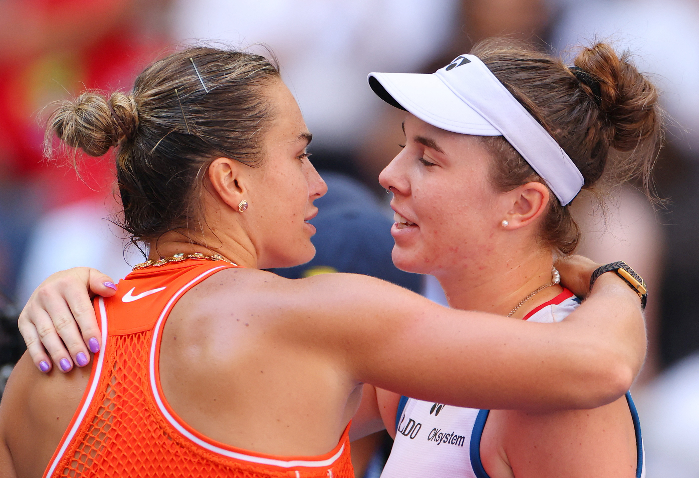 cover Sabalenka survives Noskova test to reach US Open semis
