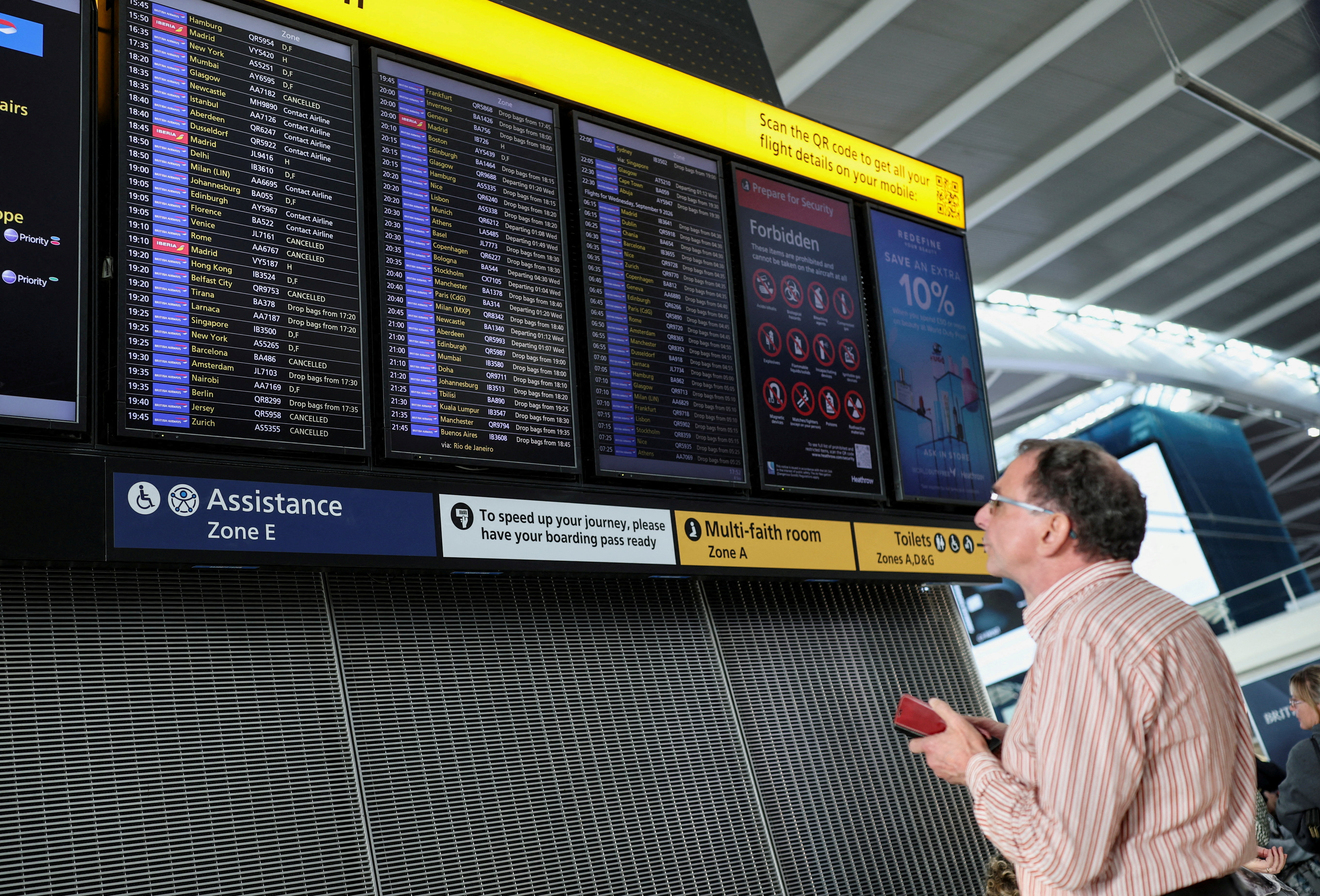 cover New air traffic control failure delays flights at some UK airports
