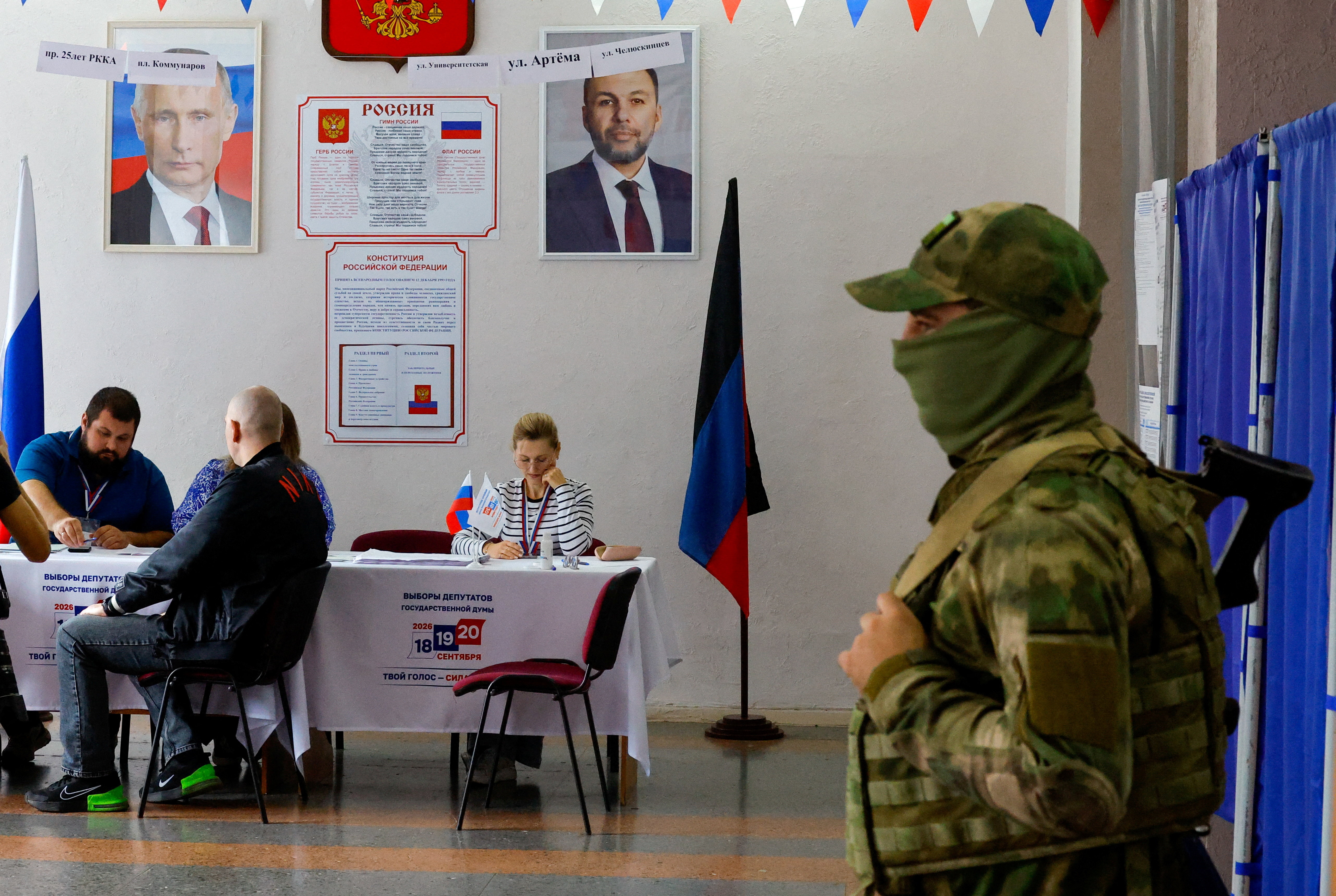 cover Russia&#8217;s ruling pro-Putin party on track to win wartime election after drones strike Moscow