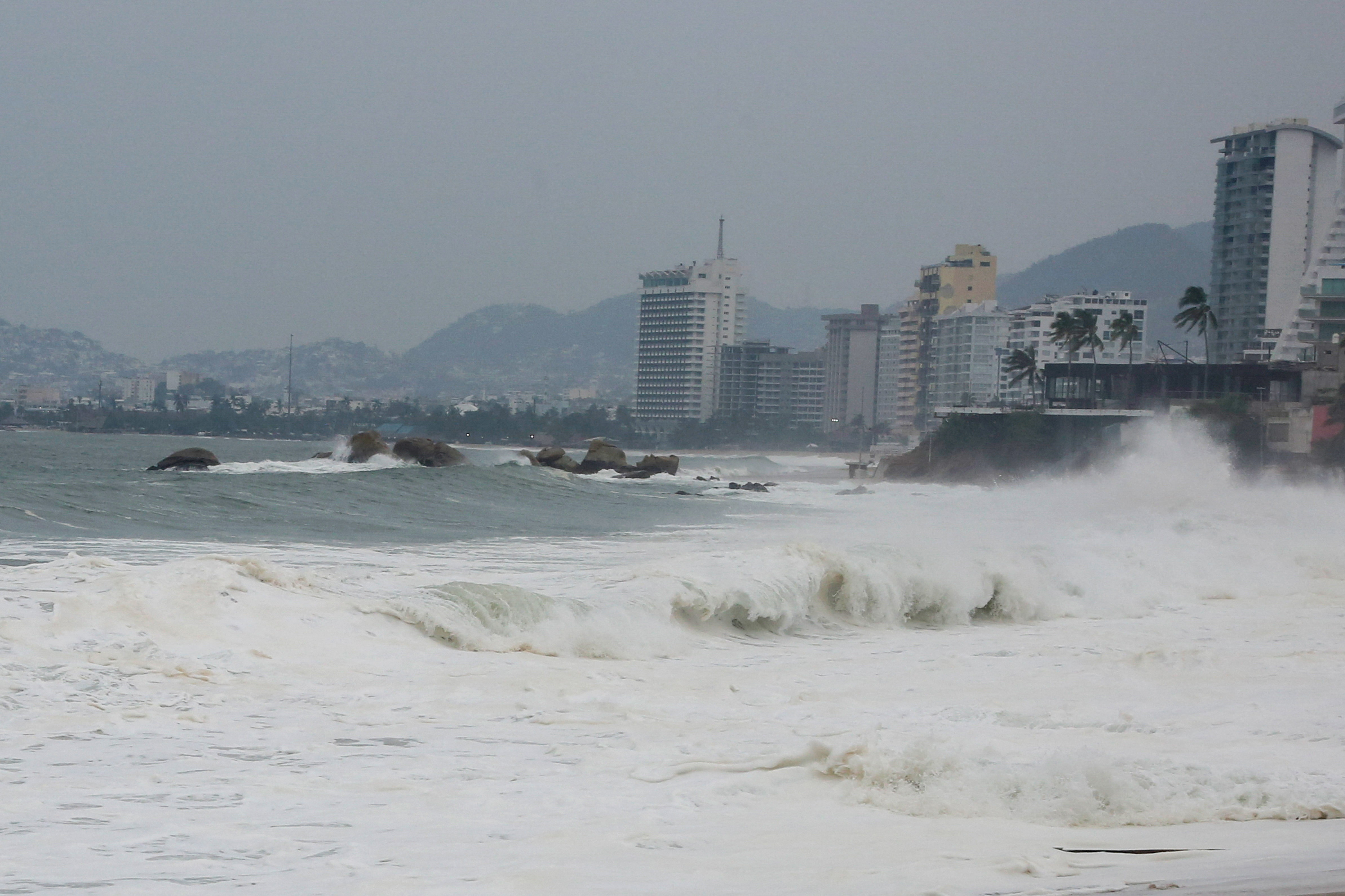 cover Heavy rains hit Mexico as Hurricane Polo tracks offshore, expected to make landfall on Sunday