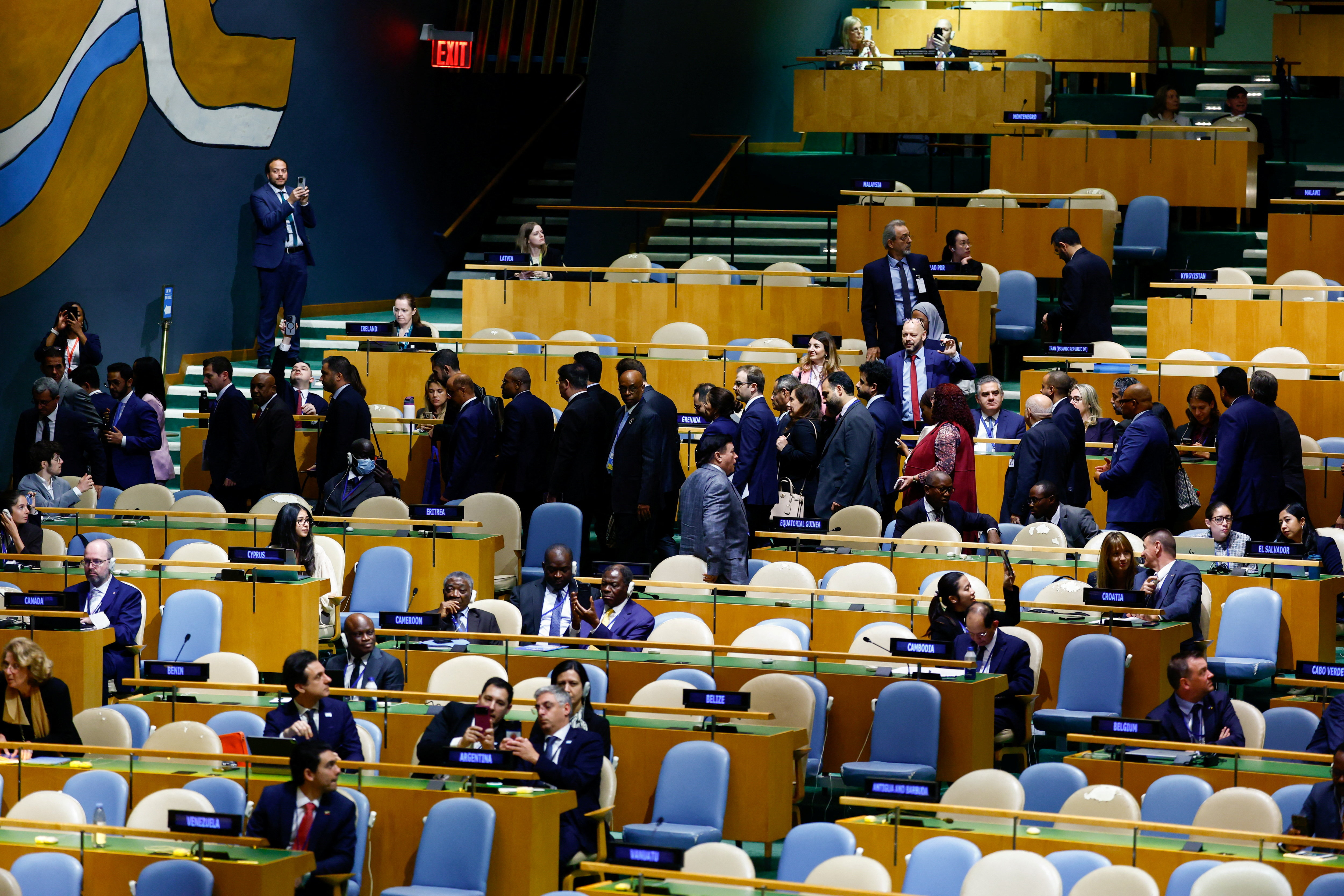 cover At UN, Netanyahu defends Israel as delegates storm out