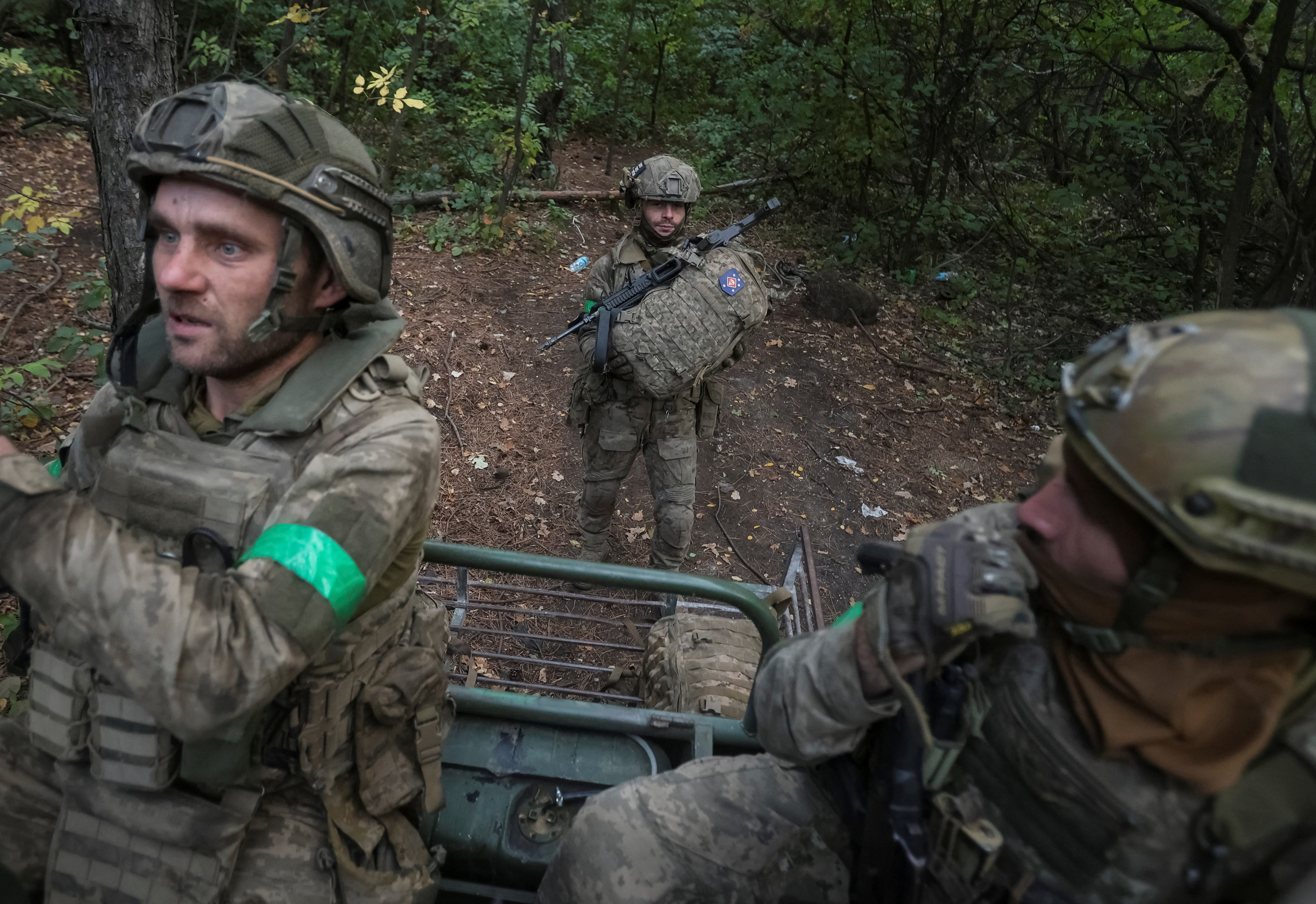 cover Ukrainian forces advance in key eastern battlefield
