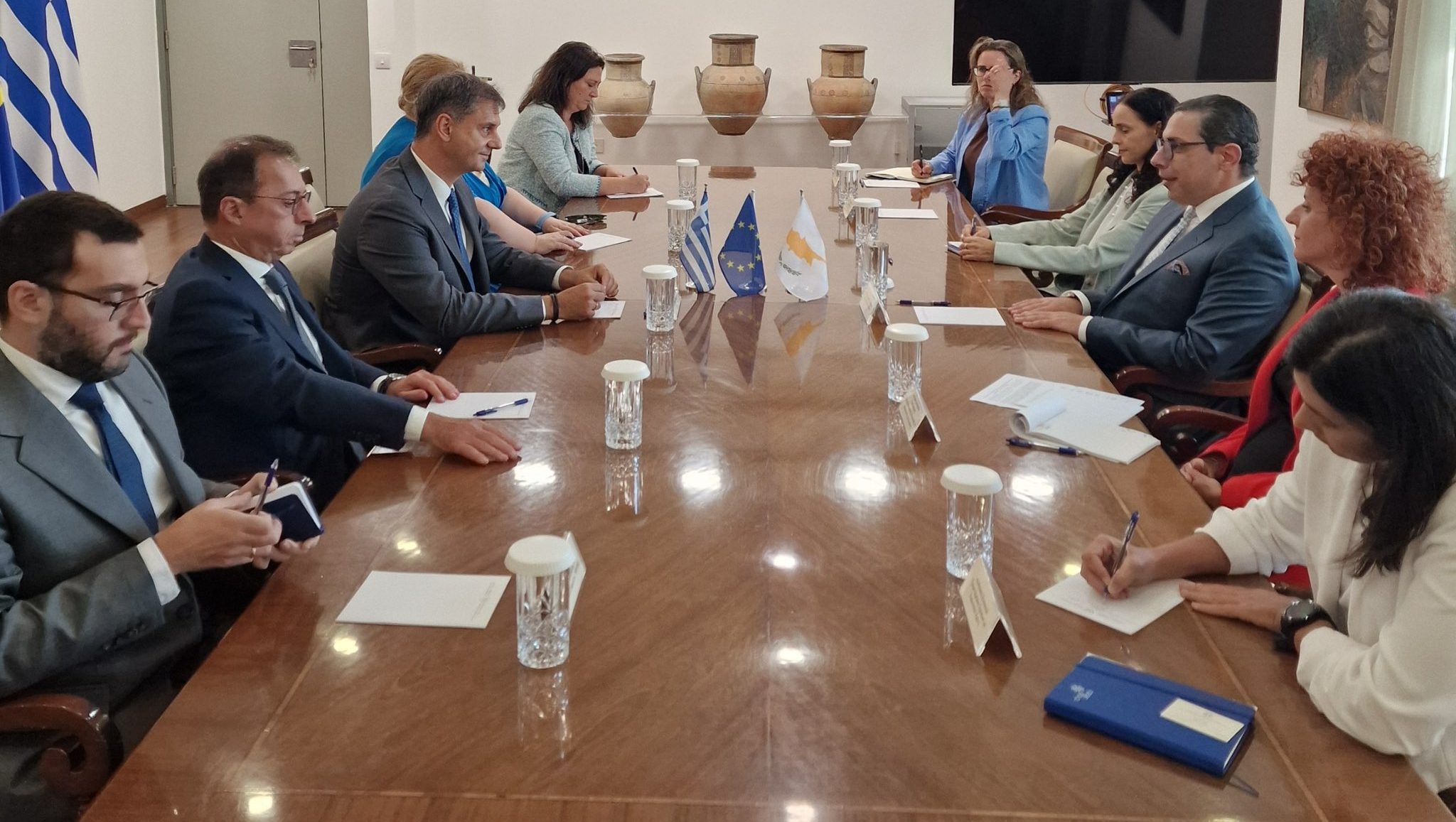 cover Cyprus and Greece push joint investment drive into new markets 