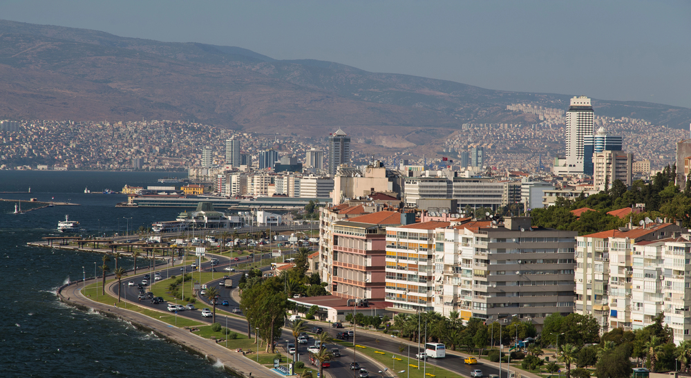 image Turkish court jails 16 in Izmir after raids on LGBTQ+ groups