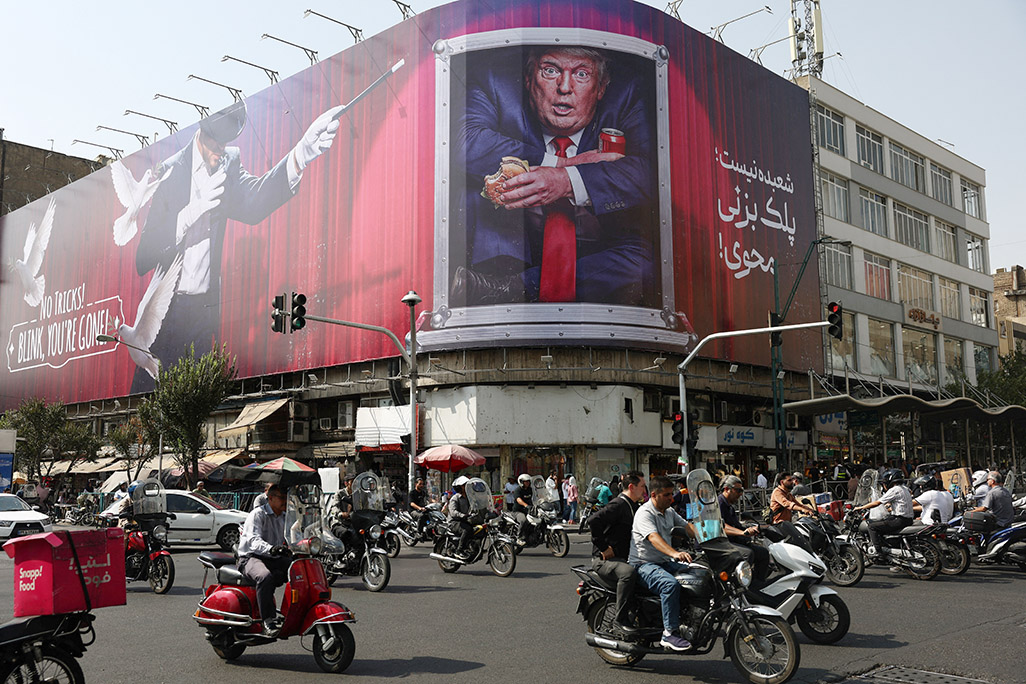 image Iran urges US to comply with interim deal after Trump threatens further strikes
