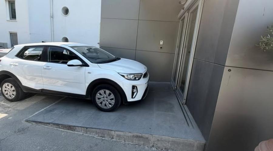 image House speaker condemns parking incident at Parliament