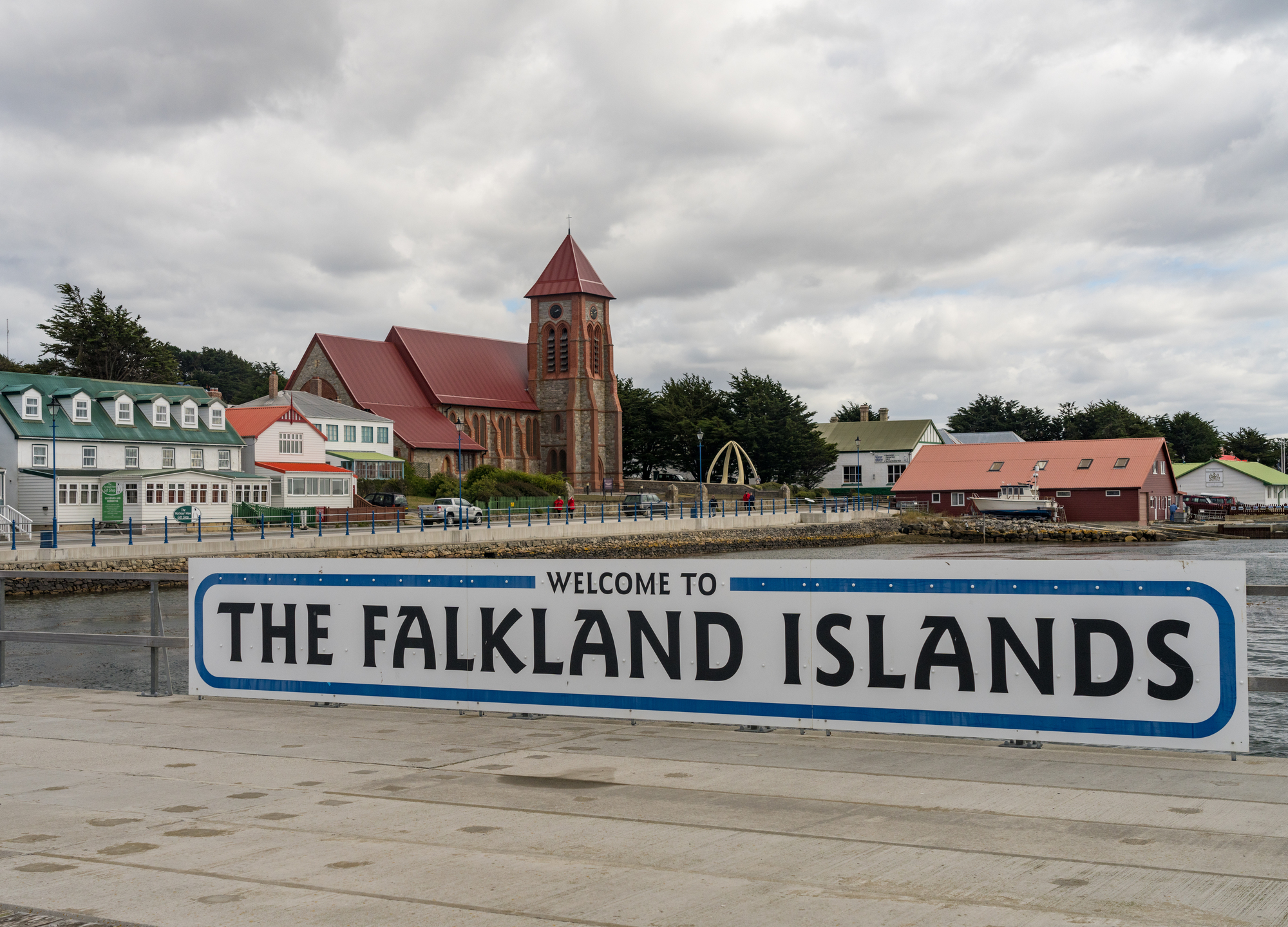 cover Milei takes Falklands oil dispute with Britain to UN