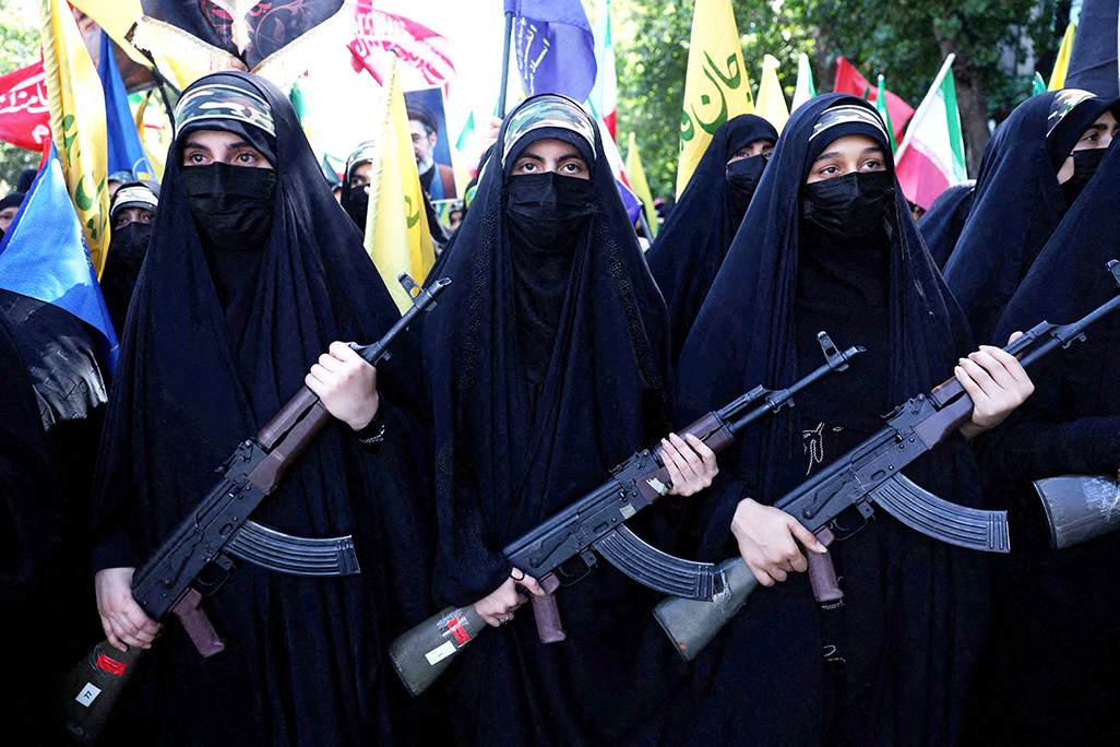 image Trump rejects Iranian proposal to open Hormuz and end fighting