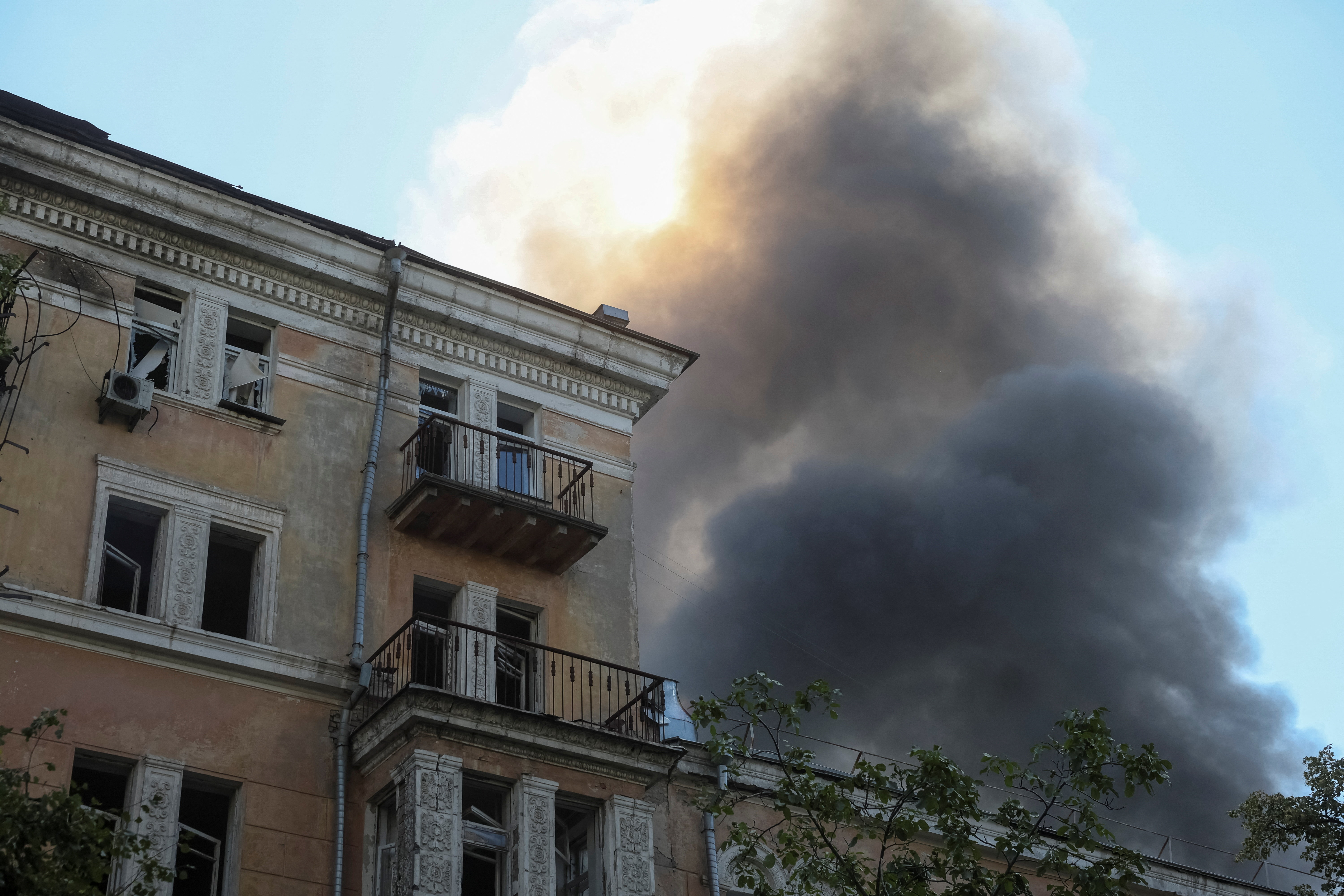 cover Russian drones slam into central Kyiv in seventh day of strikes