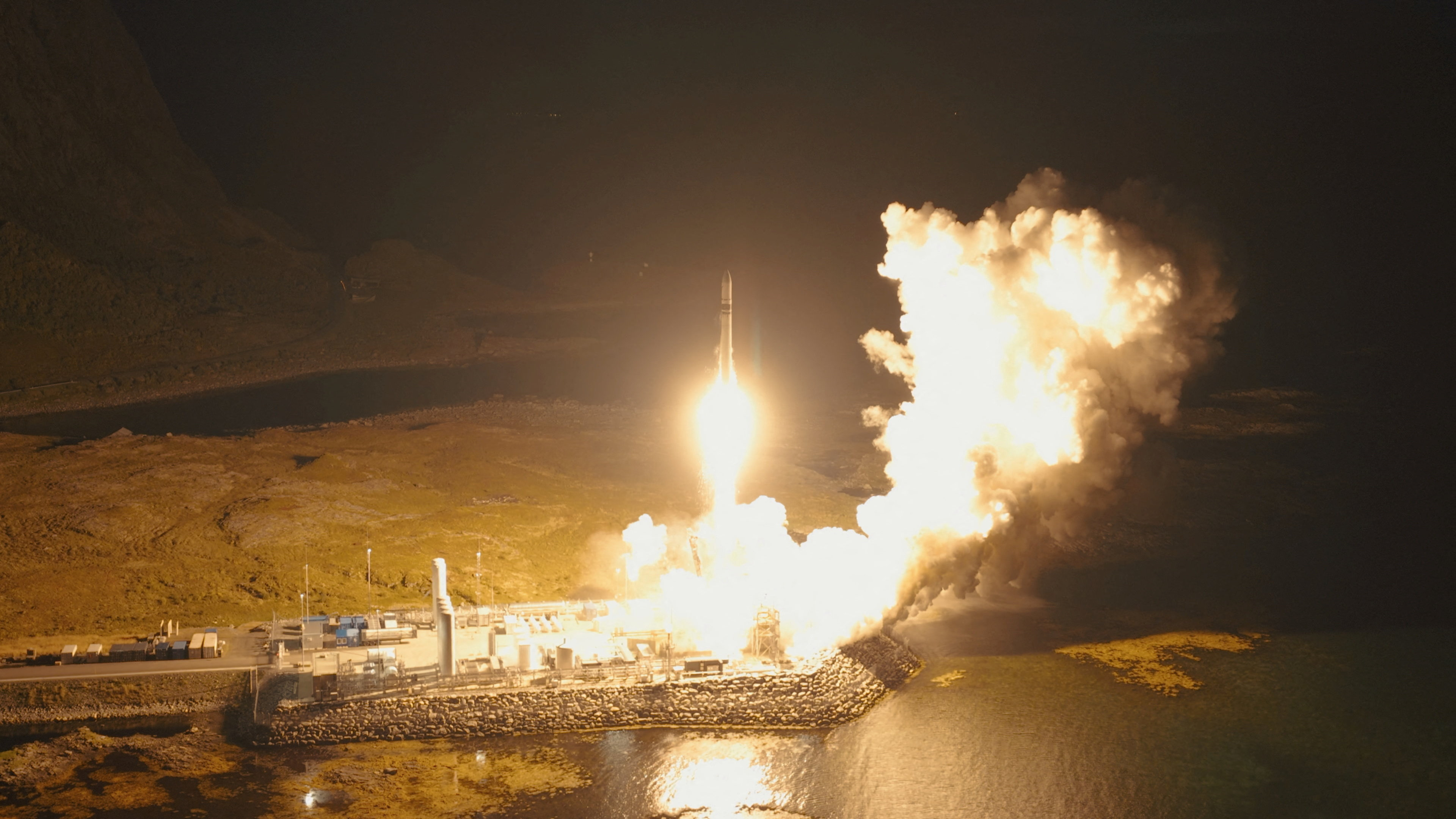 cover German space rocket reaches orbit in Europe&#8217;s first commercial launch