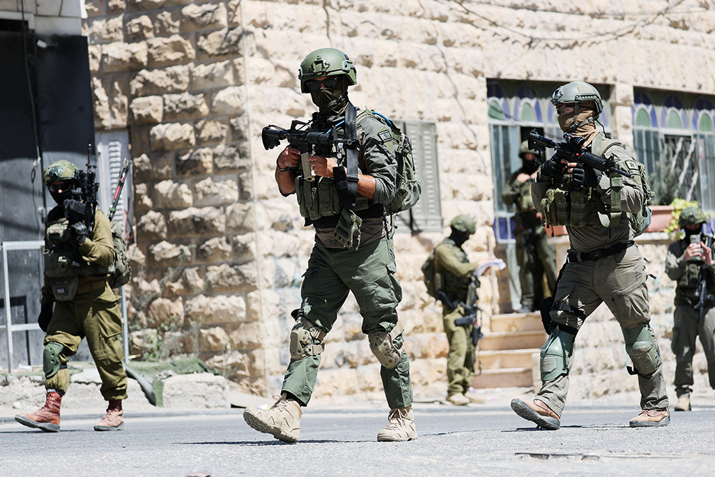 image UK, France and Canada sanction Israeli West Bank settlements, in support for two-state solution