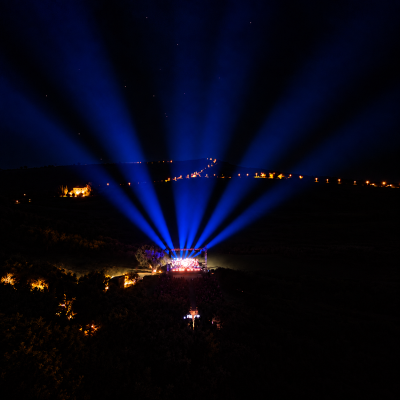 'Music by Moonlight': Minthis hosts nostalgic journey under the stars