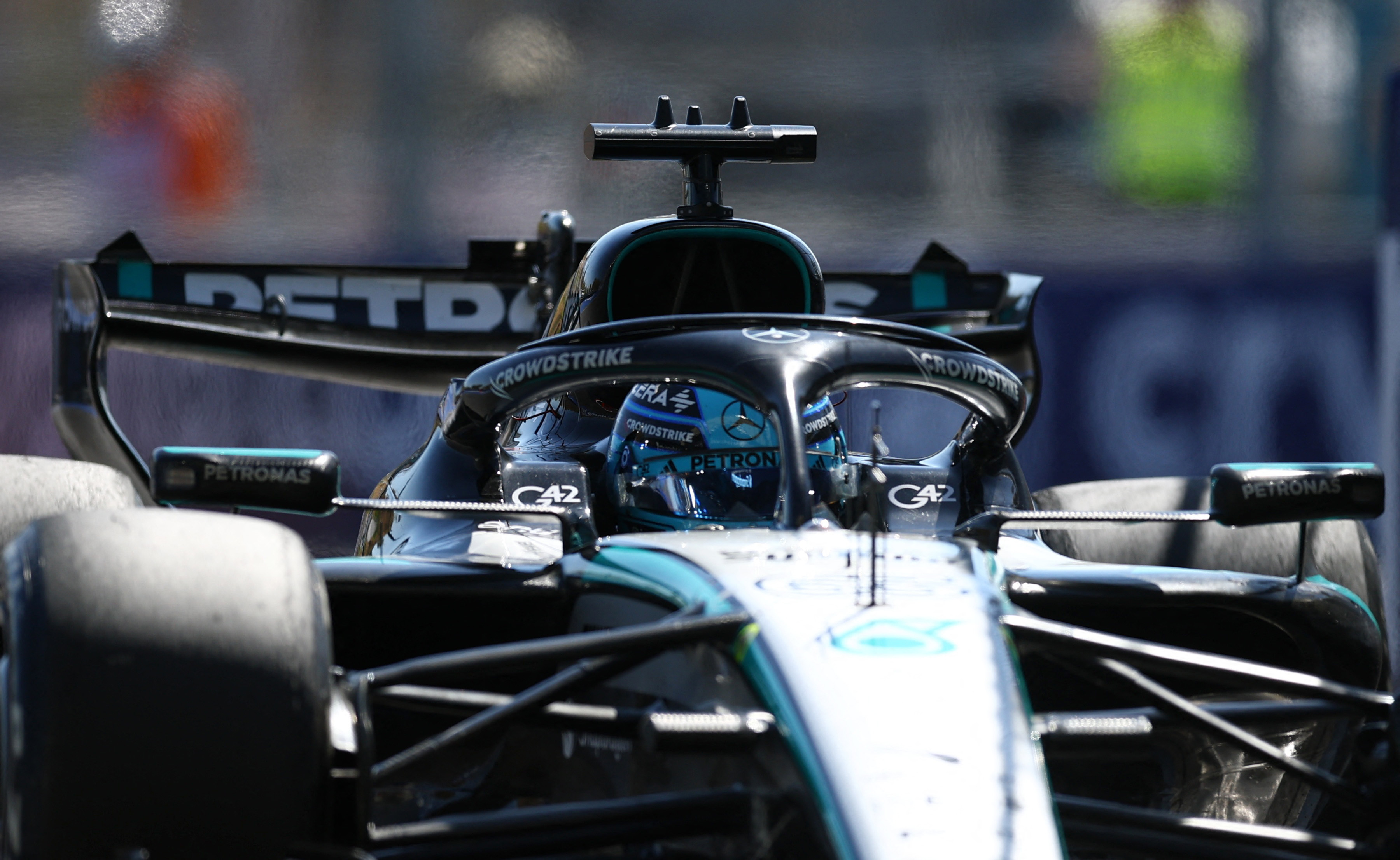 cover The great ones recover, Wolff says of Russell after latest beating