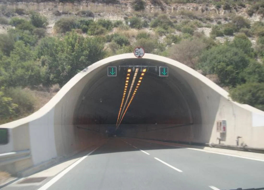 image Tunnel near Episkopi closes after major traffic accident