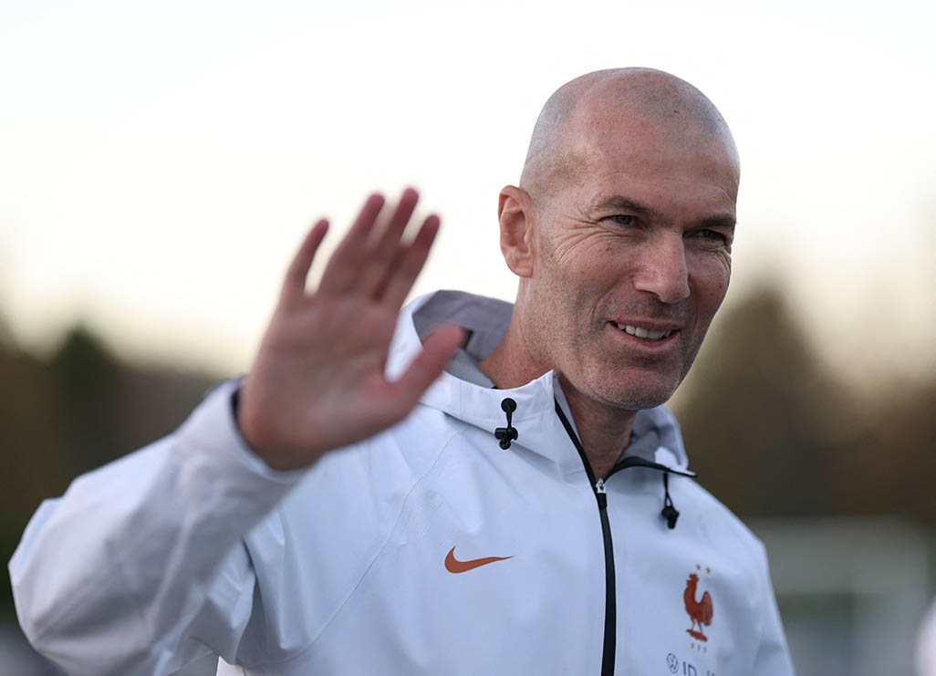 cover Zidane feels immense emotion before first match in charge of France