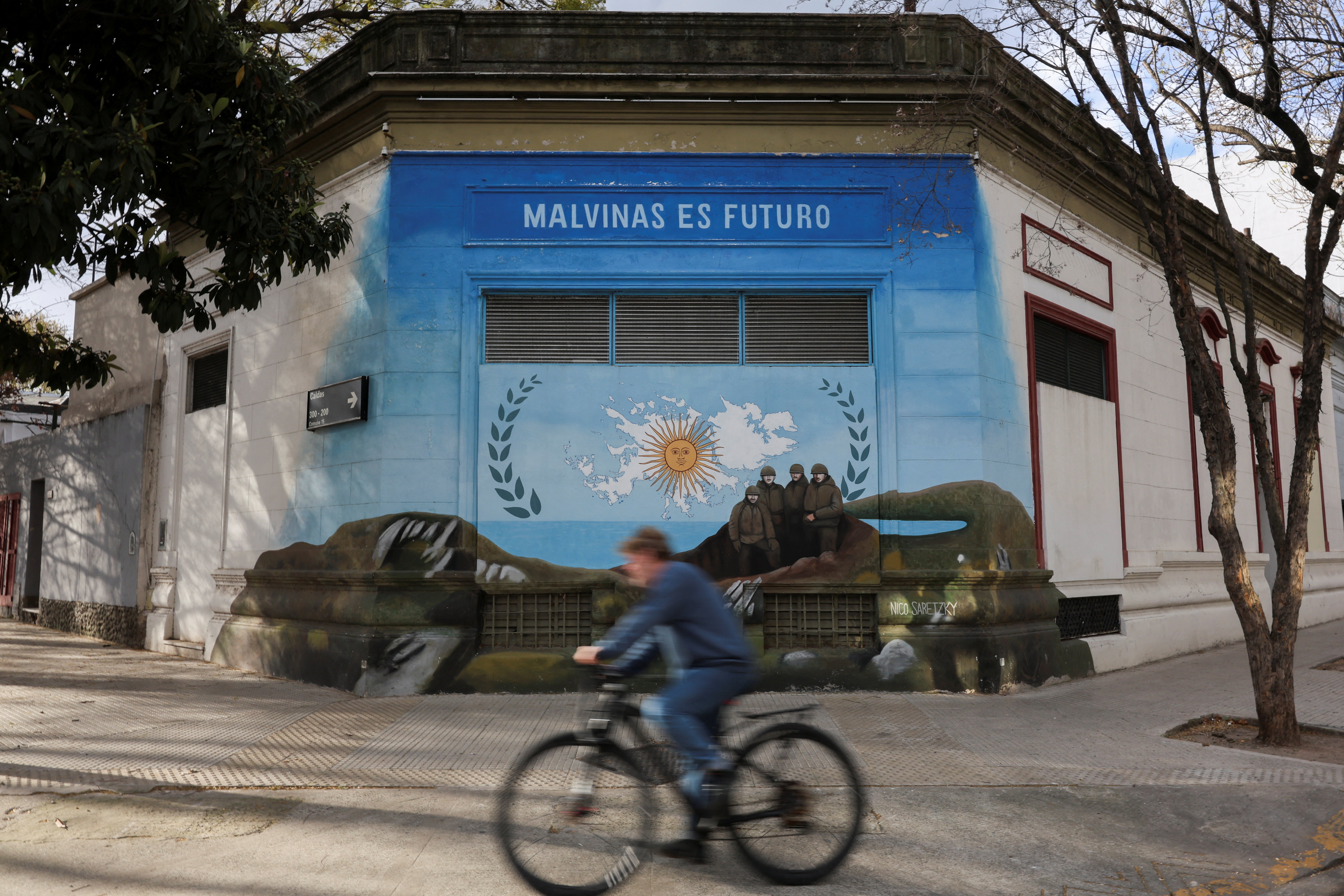 Argentina seeks International Tribunal action to halt UK-authorized oil activity near the Falklands