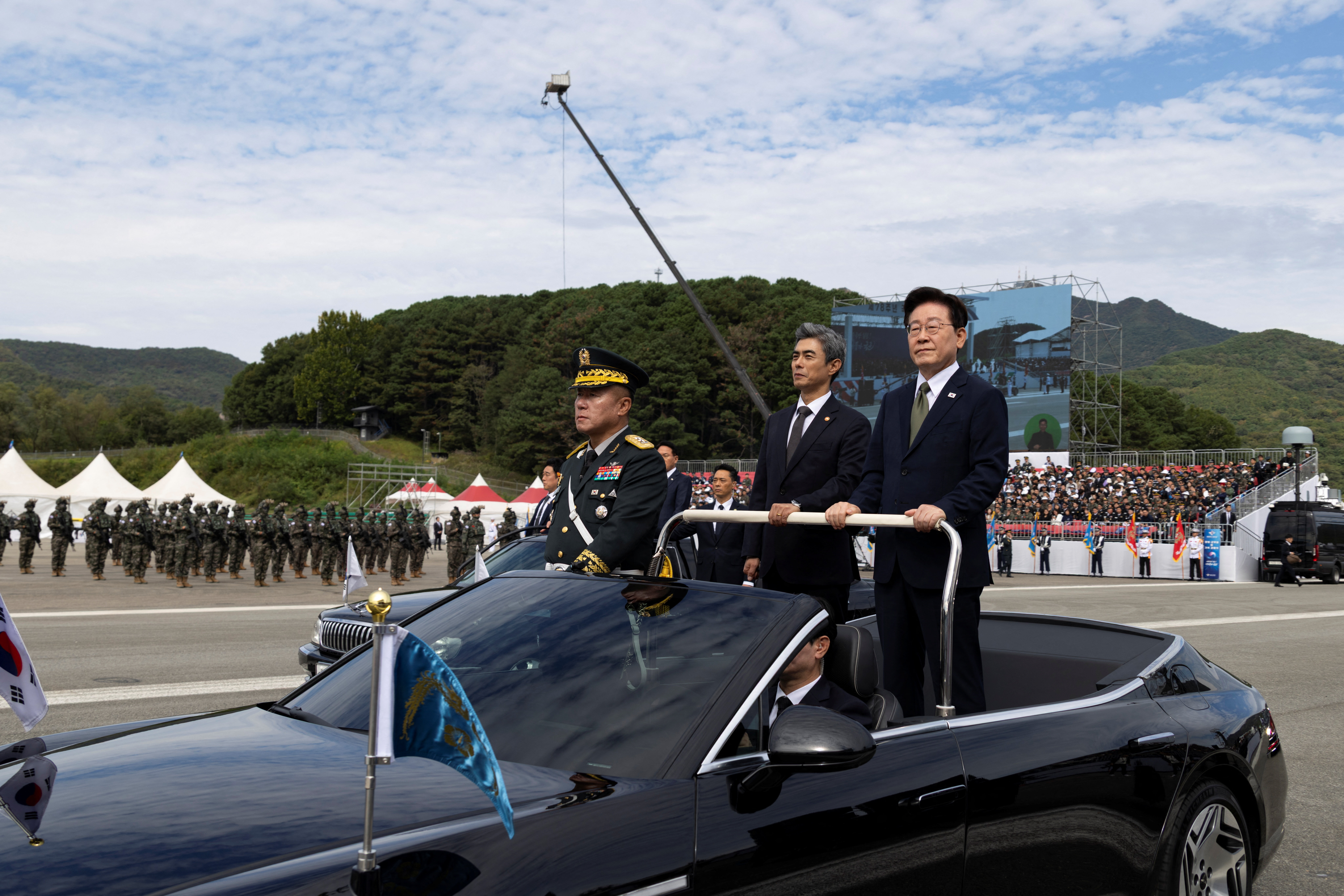 cover South Korea&#8217;s Lee threatens action against Ukraine over transfer of North Korean soldiers