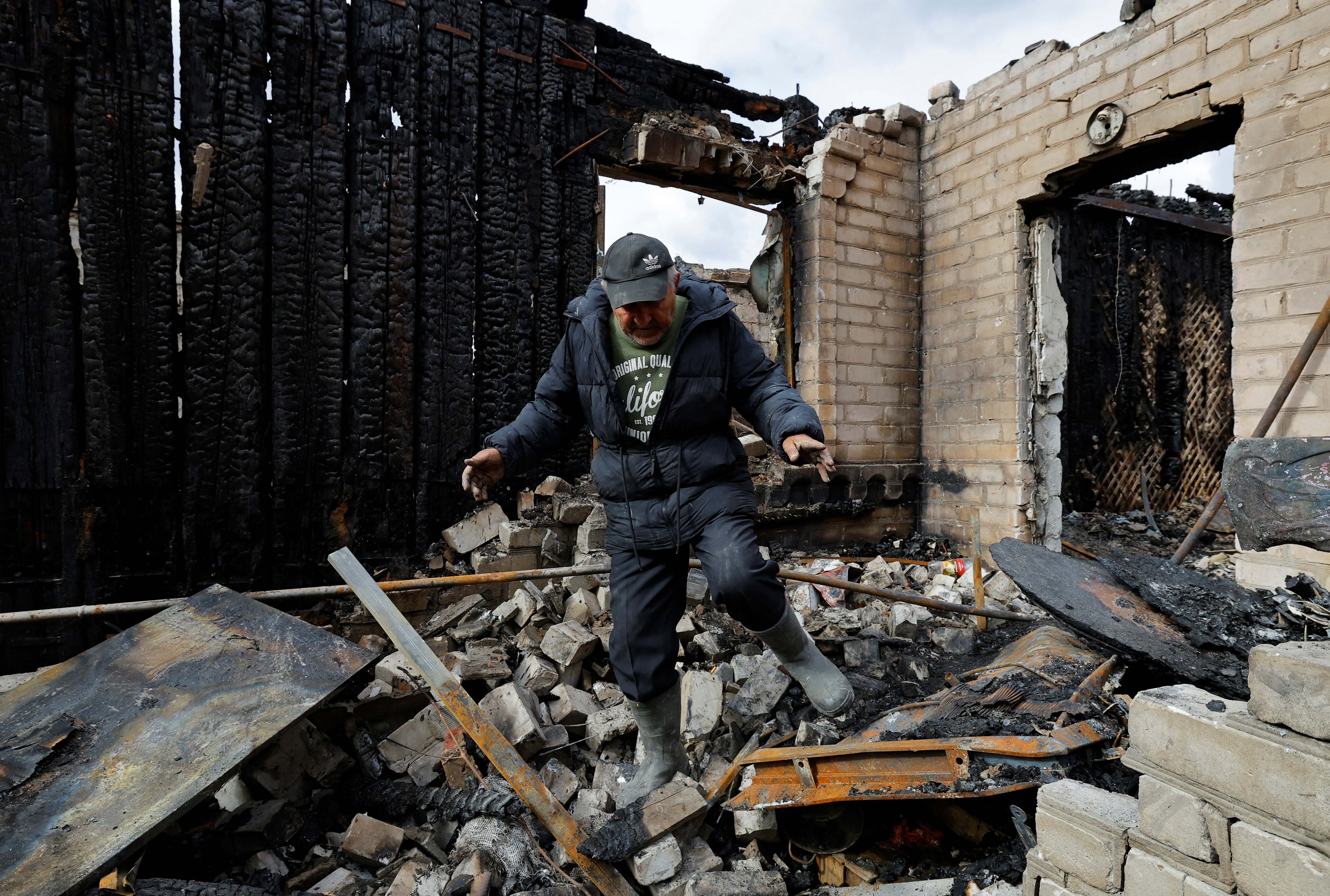 image Russian air strikes targeted port infrastructure in Ukraine&#8217;s Odesa region, governor says