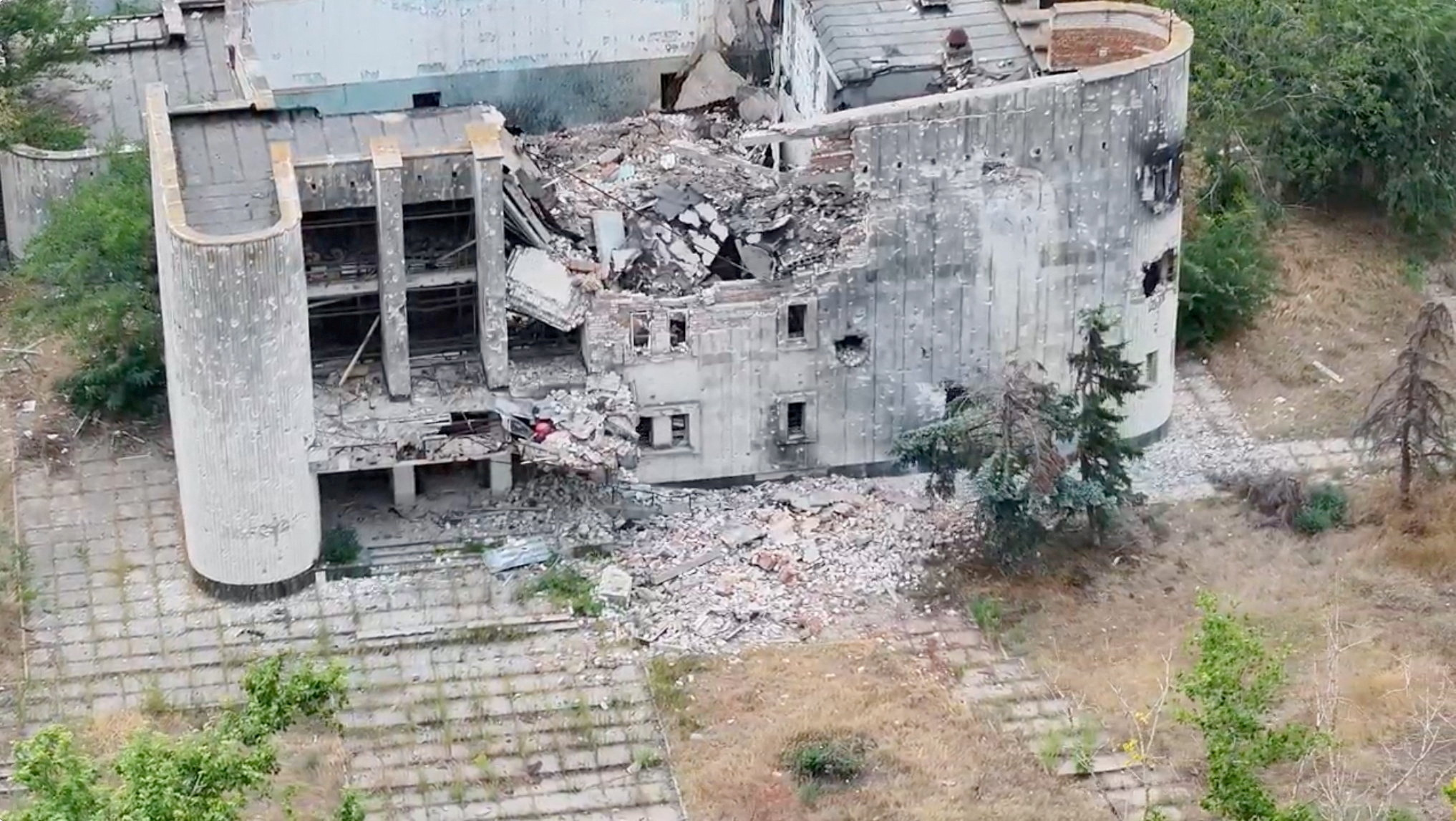 image Russia, Ukraine begin Oleshky ceasefire but keep up strikes elsewhere