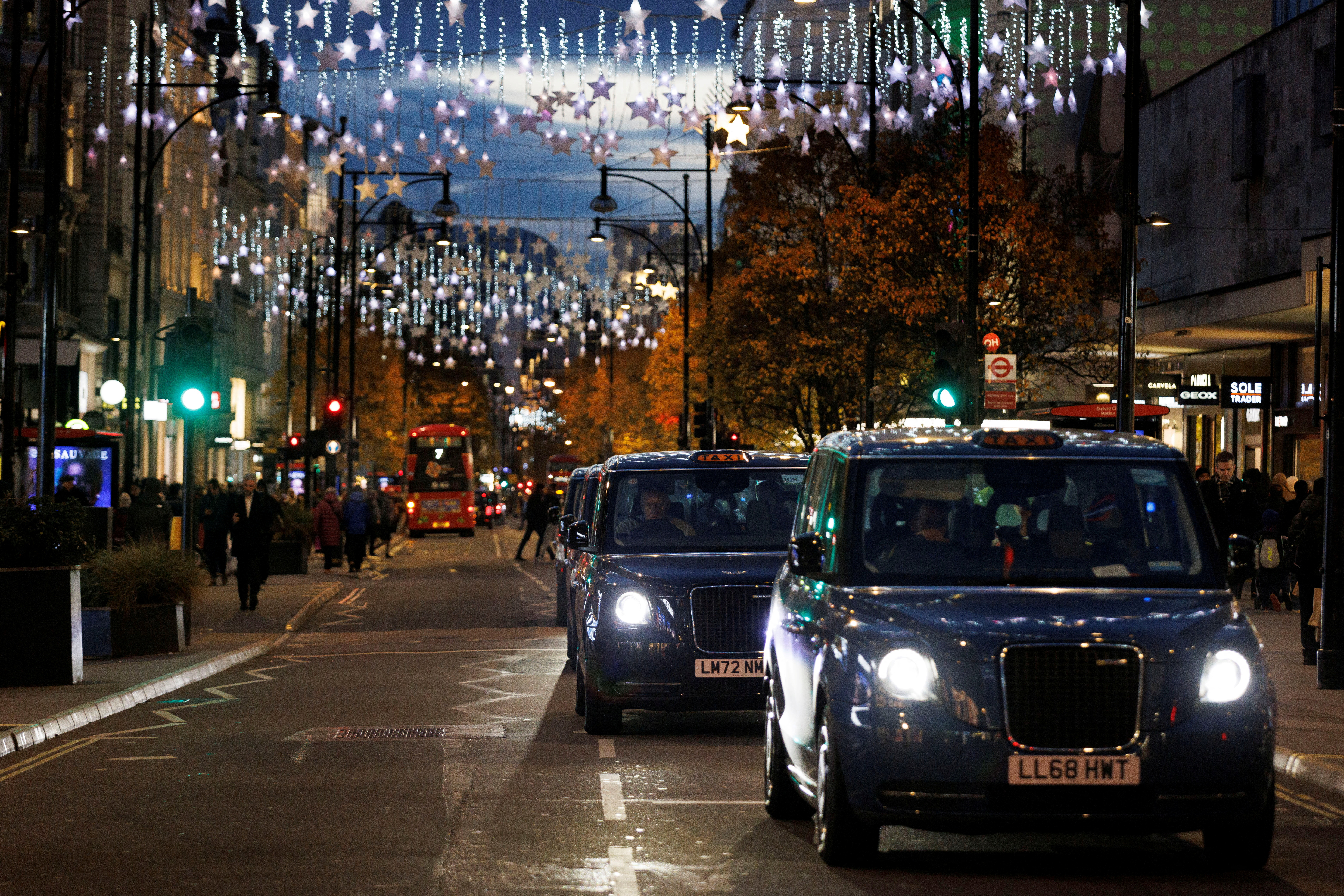 cover Uber wins bid to throw out UK mass lawsuit by black cab drivers