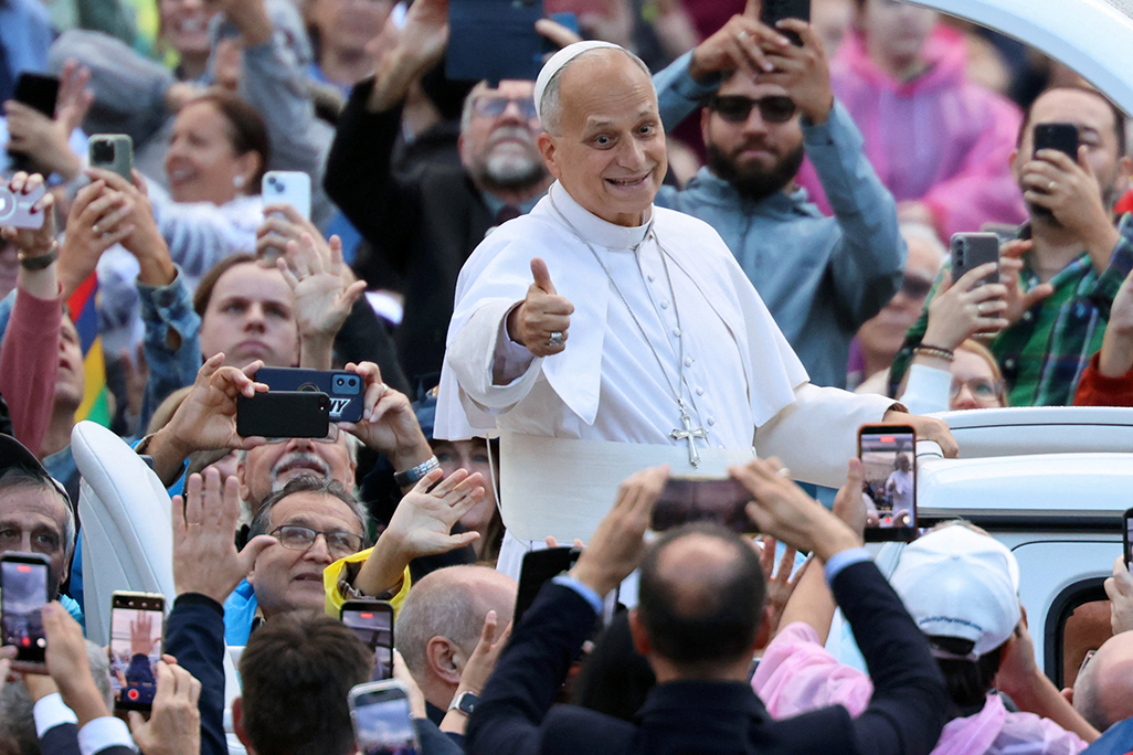 image Pope Leo becomes first pontiff to cast ballot in US election