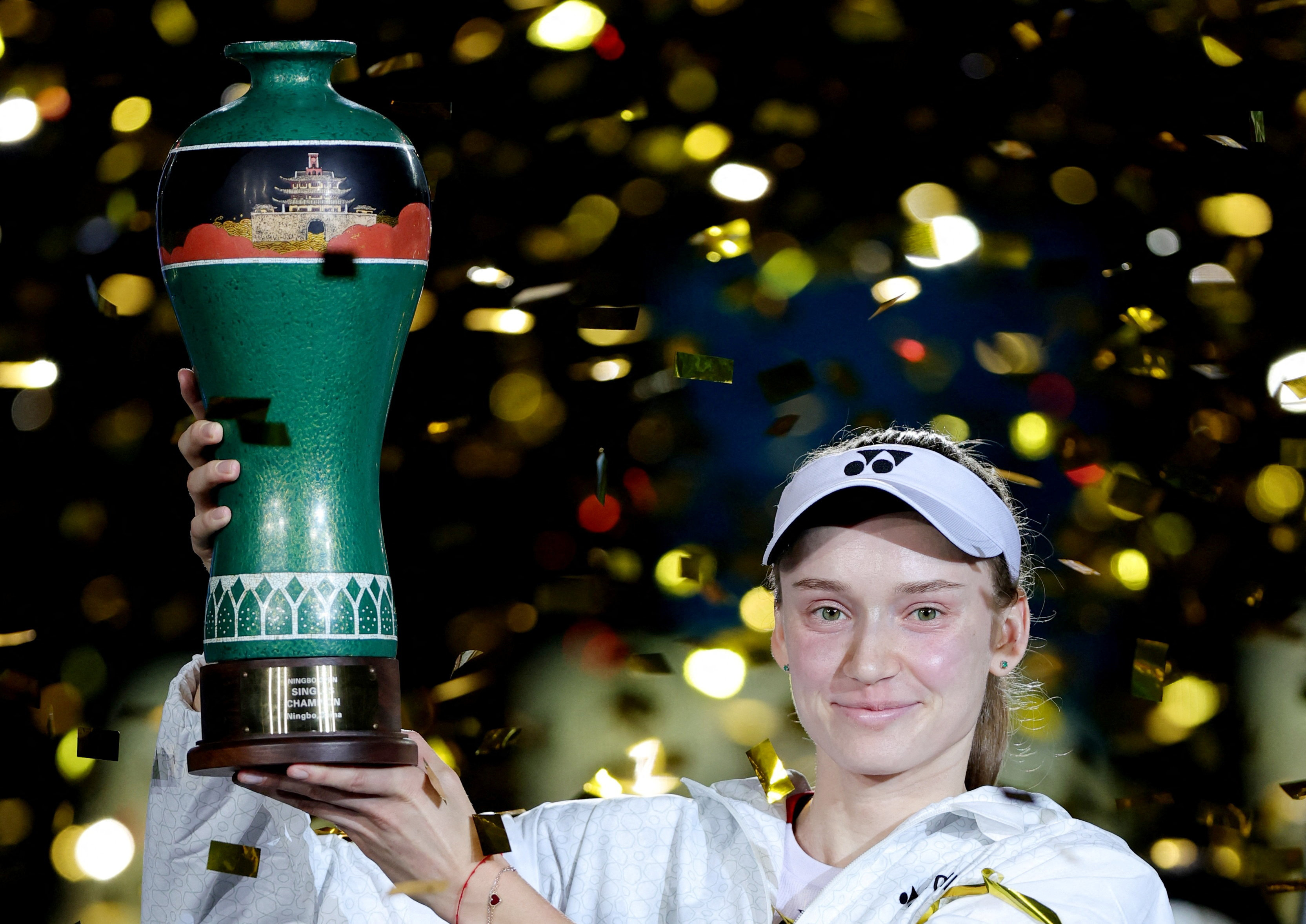 cover Rybakina brushes aside Fernandez to retain Ningbo crown