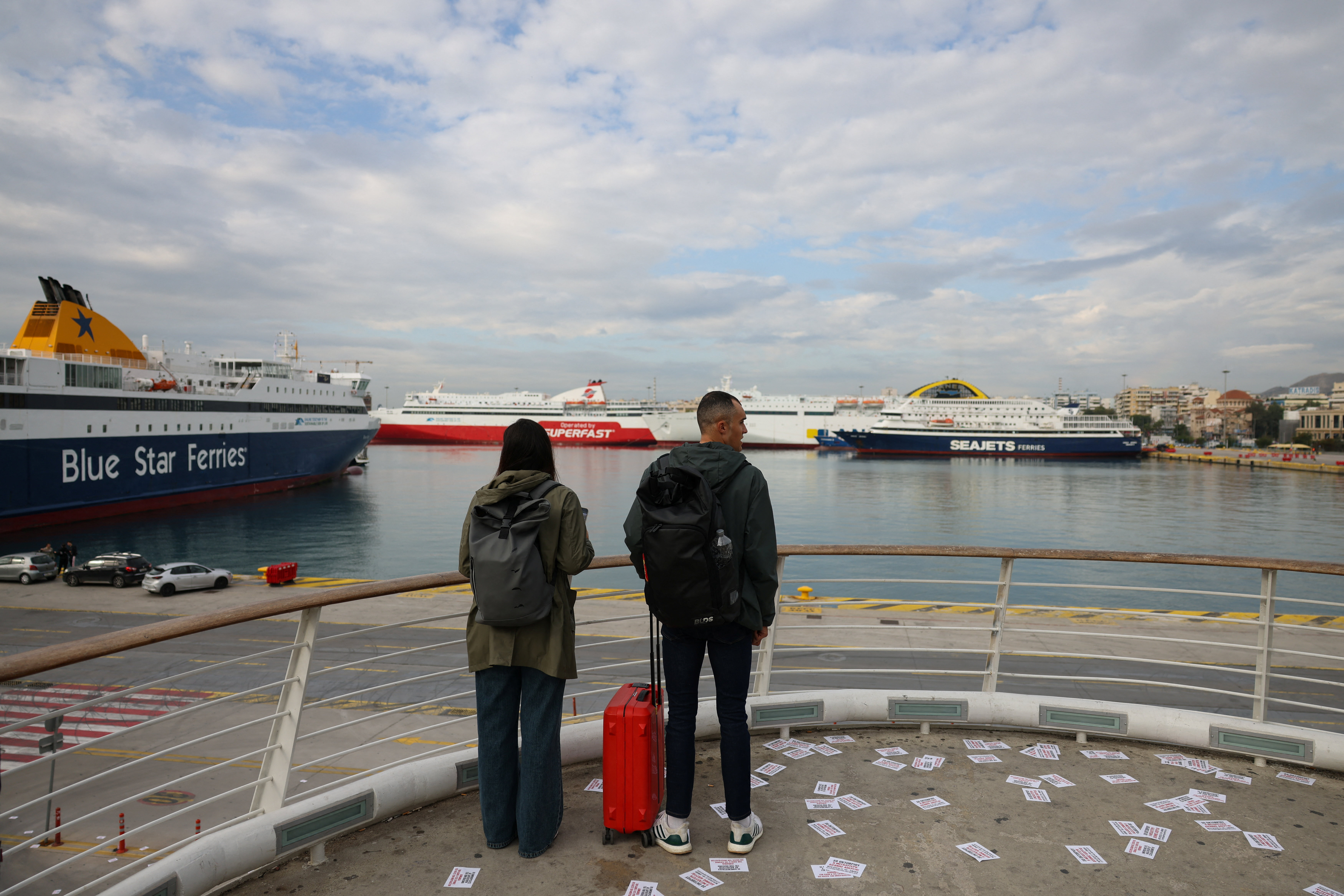 cover Dockworkers strike in Europe and beyond against arms shipments, war deaths