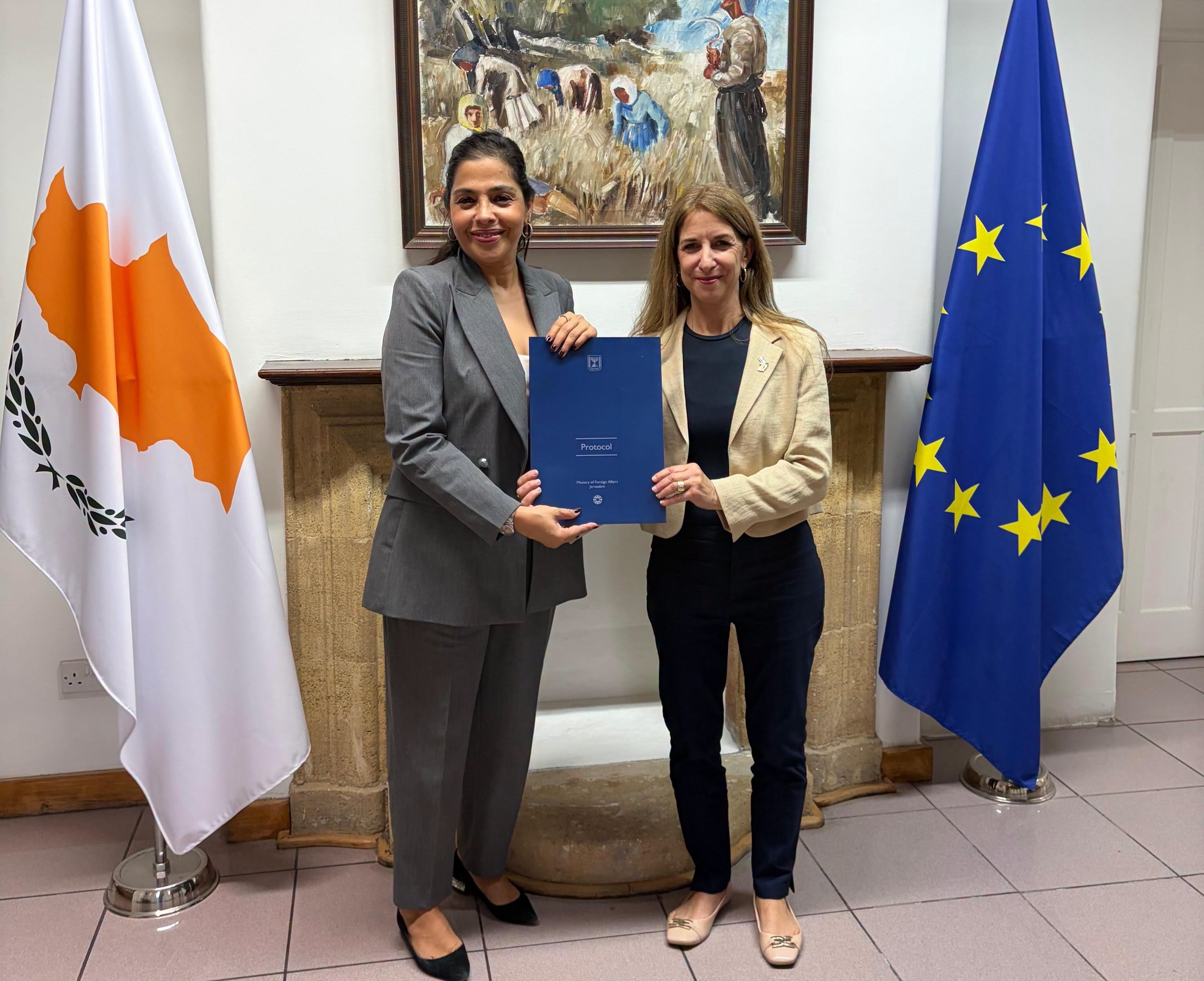 image New Israeli ambassador Davidovich presents credentials