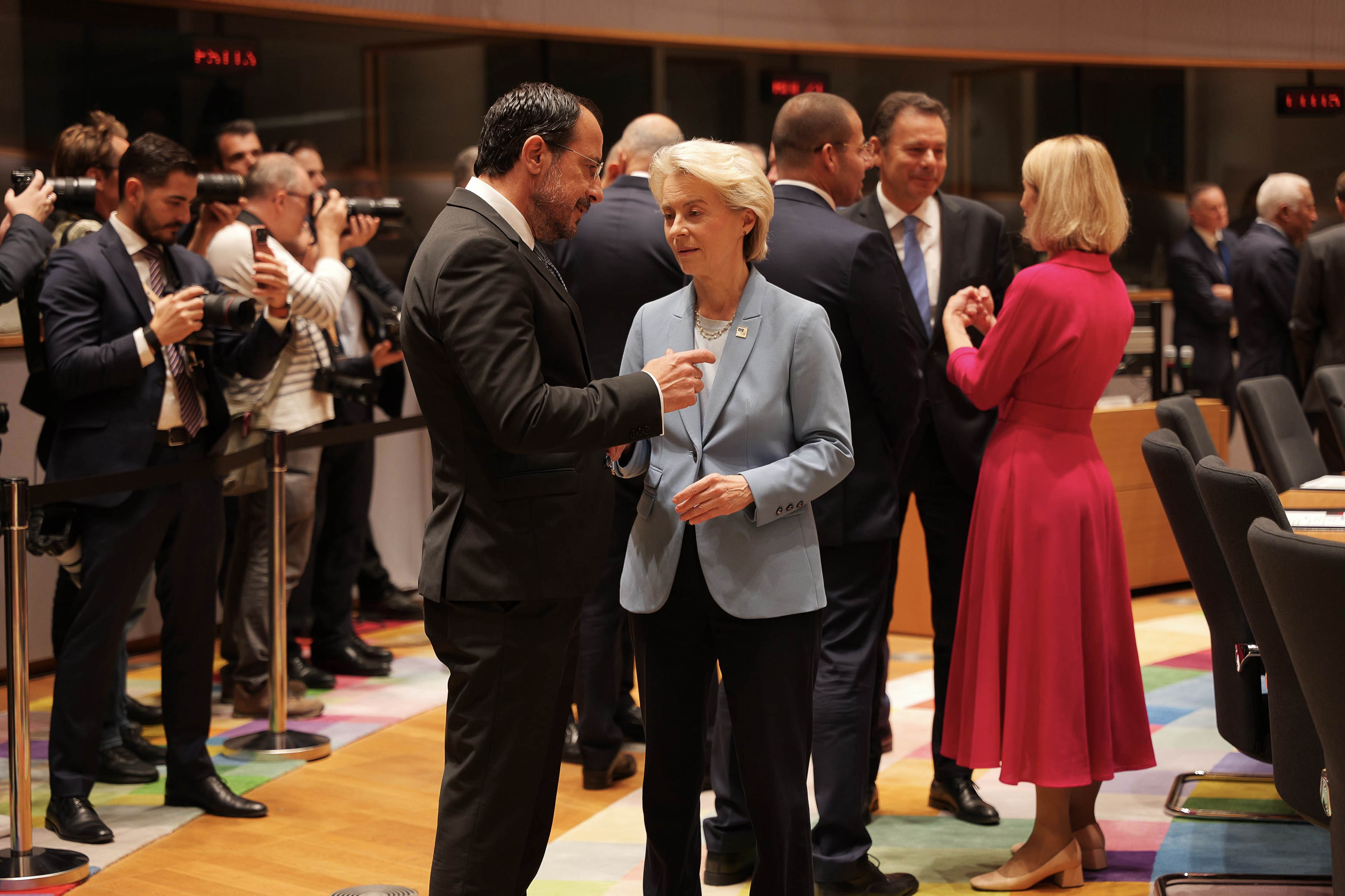 Christodoulides signs letter calling for end of EU rebates