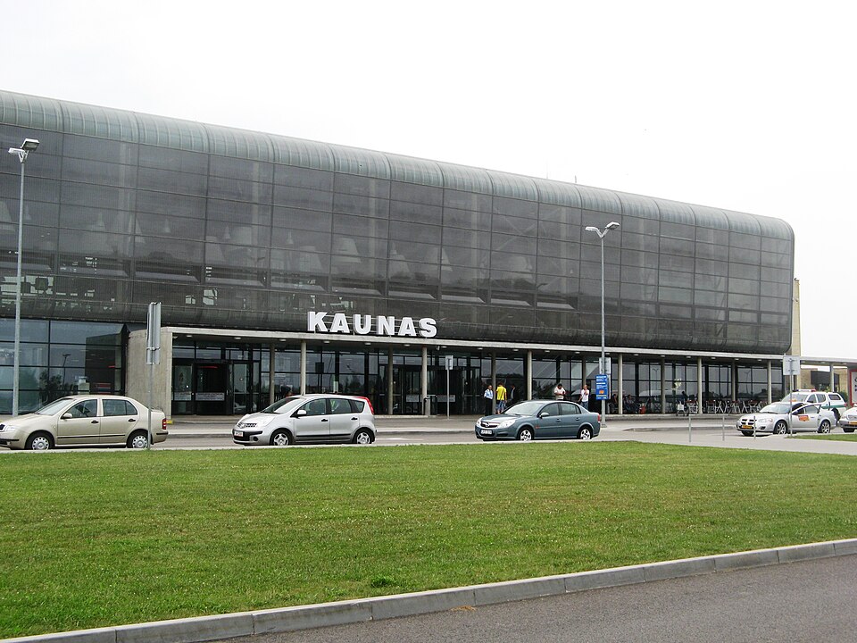 cover Lithuania tells residents to go to shelters after detecting a flying object