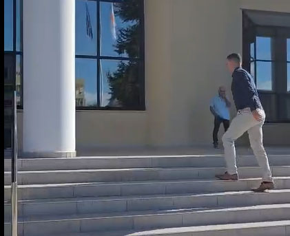 image British father arrives at court for sentencing over three-year-old son’s death