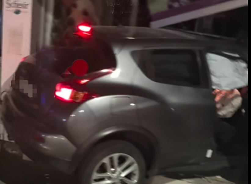 cover Car crashes into Limassol shop