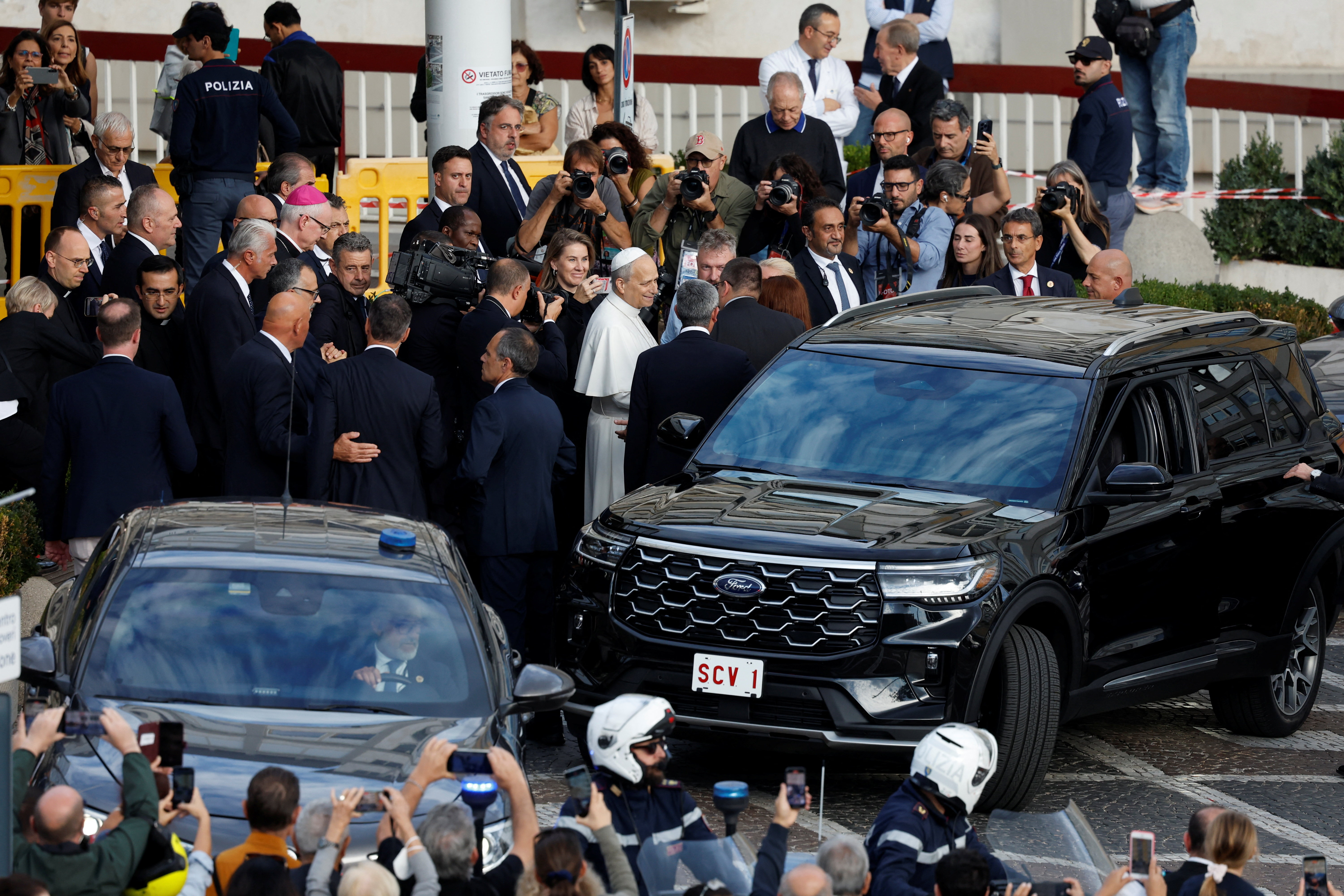 cover Pope Leo leaves hospital four days after lung cancer surgery