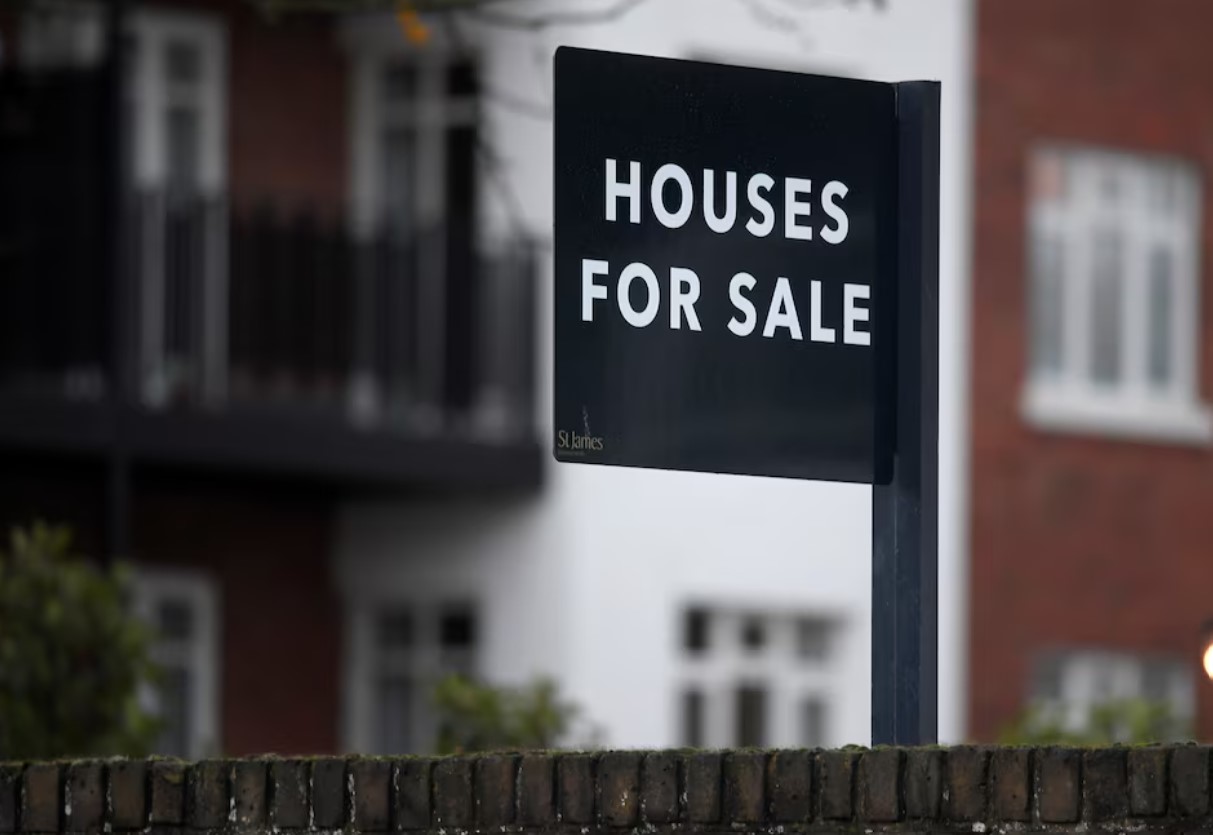 image UK house prices drop unexpectedly as Middle East conflict pushes up mortgage rates