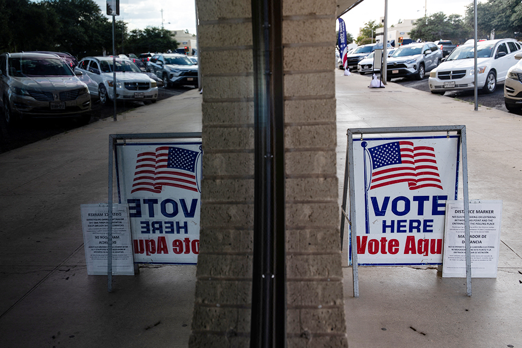 image Trump escalates legal challenges against states as Election Day nears