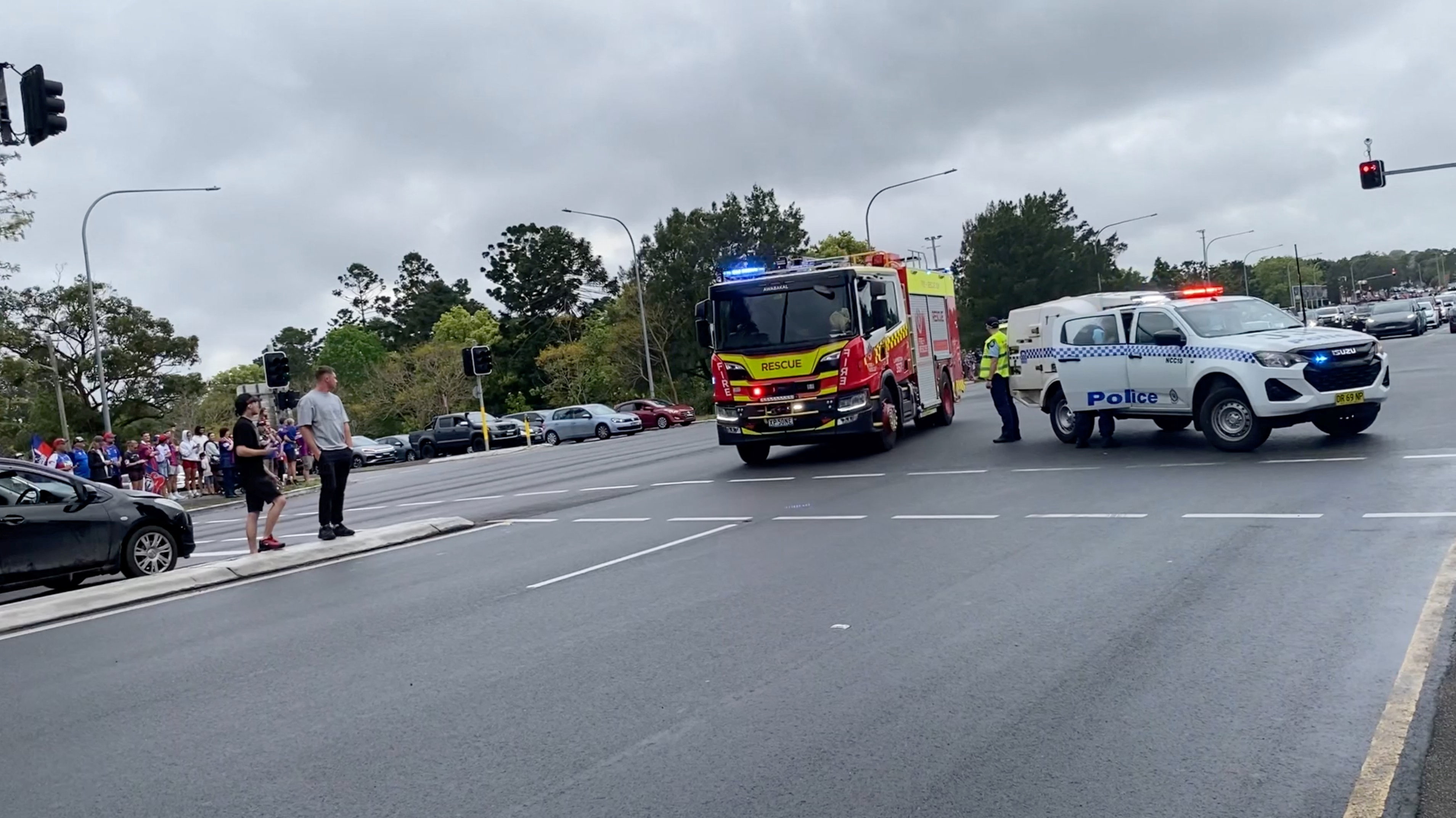 Car drives into crowd in Newcastle, Australia; about 9–10 injured, driver arrested